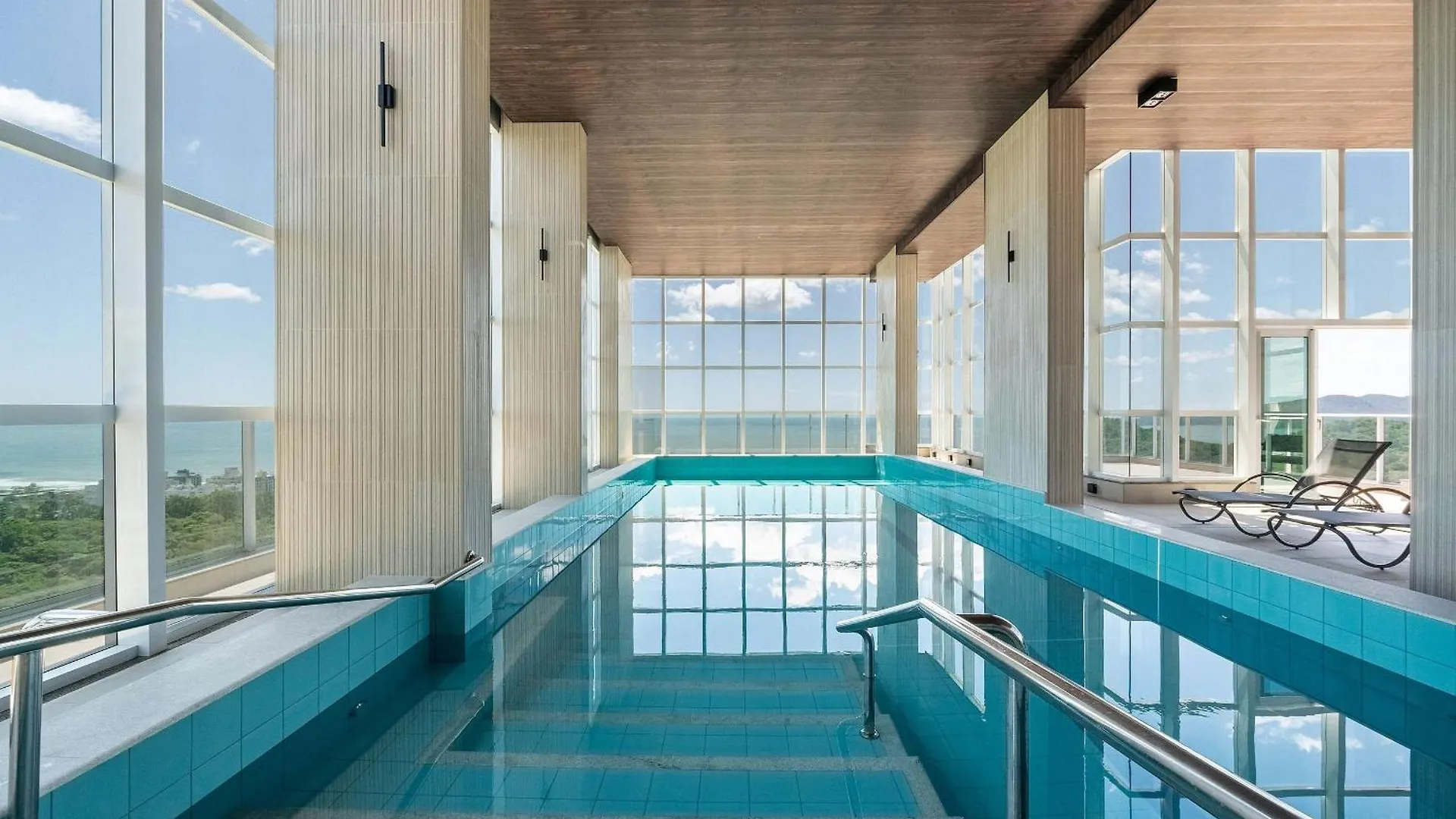 Riviera Concept Studio Blue By Achei Camboriu location